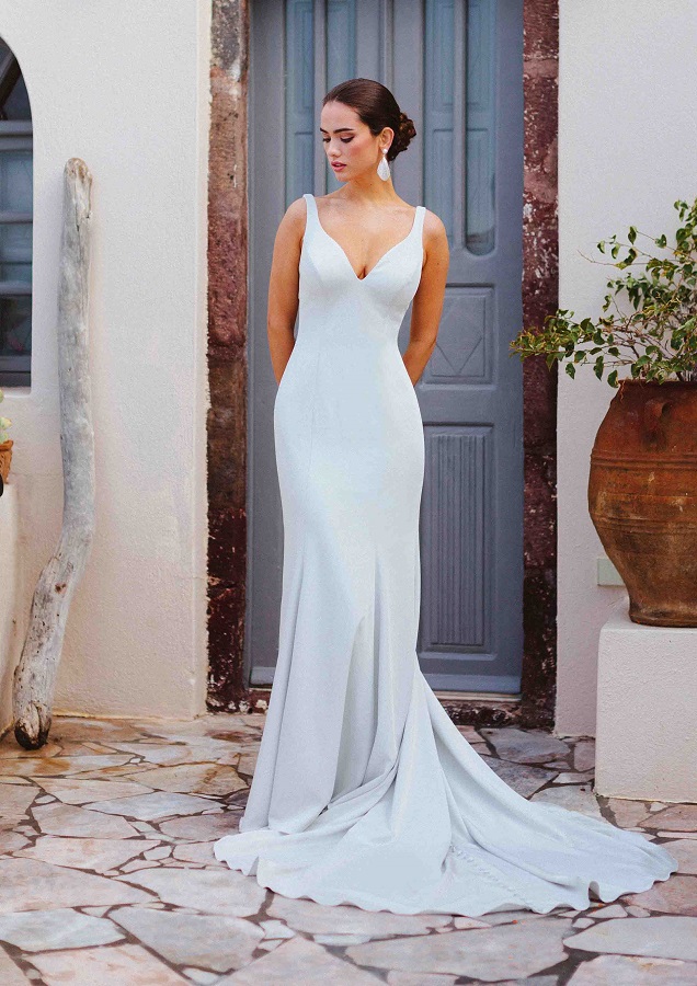 The-Bridal-House-F174-Penelope-wedding-dress-front