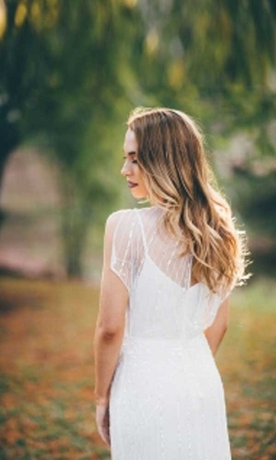 The-Bridal-House-French-collection-Jolie-wedding-dress-back