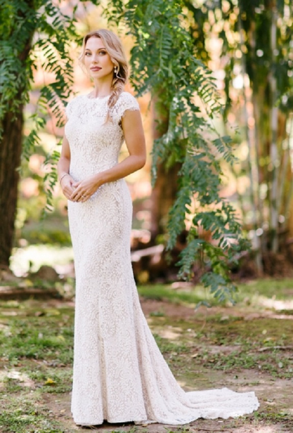The-Bridal-House-French-collection-Roxanne-wedding-dress-front