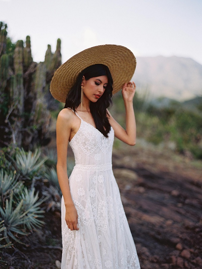 The-Bridal-House-allure-F148-Hollis-wedding-dress-side