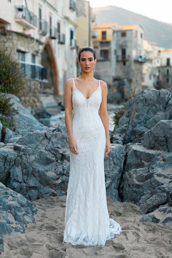 The-Bridal-House-allure-wilderly-F211-Finley-wedding-dress-front