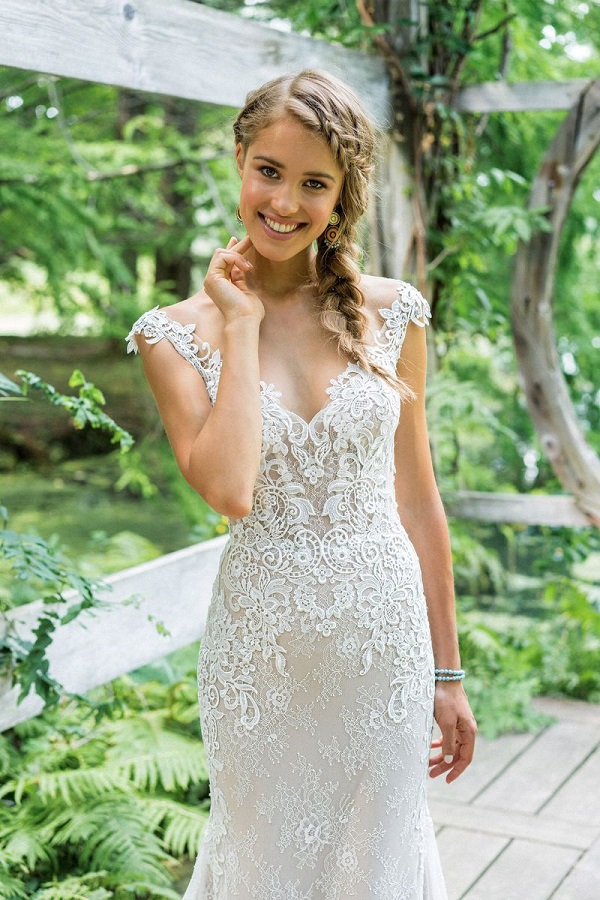 The-Bridal-House-justin-alexander-lillian-west-66012-wedding-dress-close