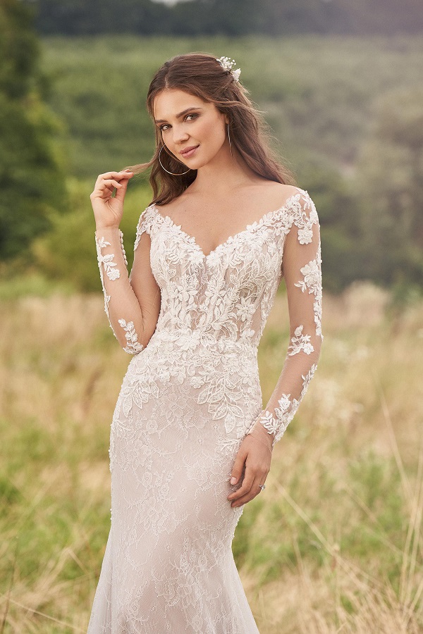 The-Bridal-House-justin-alexander-lillian-west-66129-wedding-dress-front-close